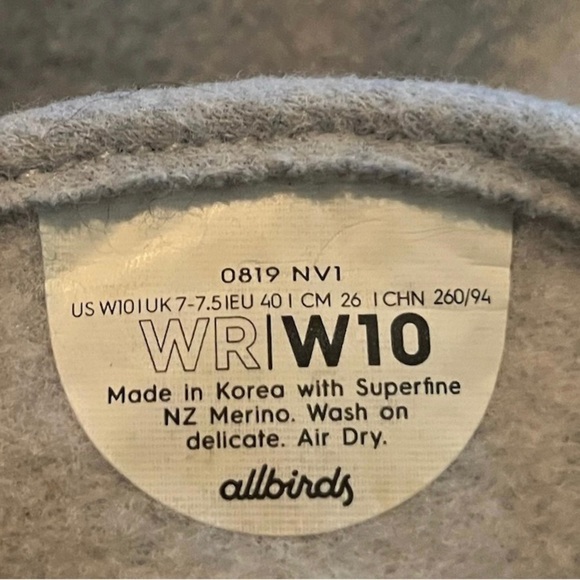 Allbirds Women’s Wool Running Shoes - Picture 8 of 8